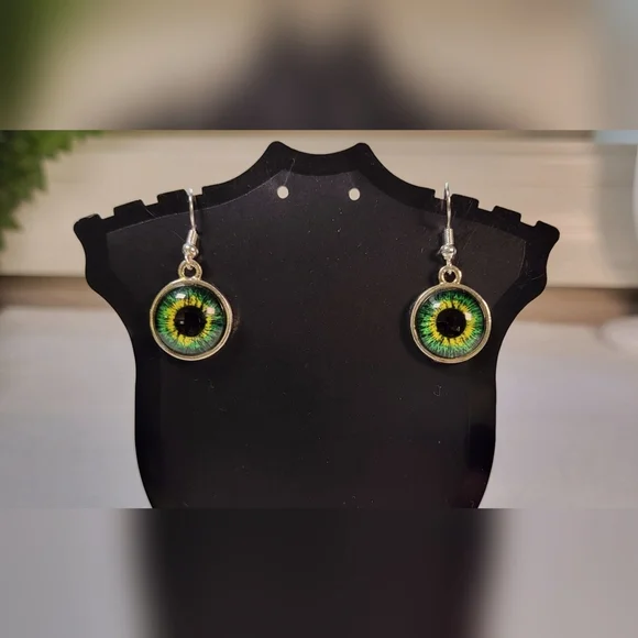 Green Eye Statement Dangle Earrings / Pierced - Picture 1 of 5